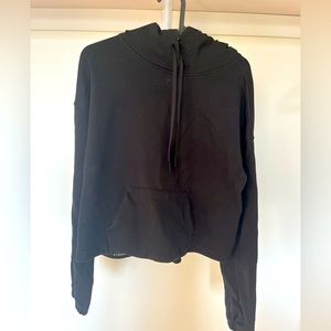 Barry’s x lululemon Crop Hoodie